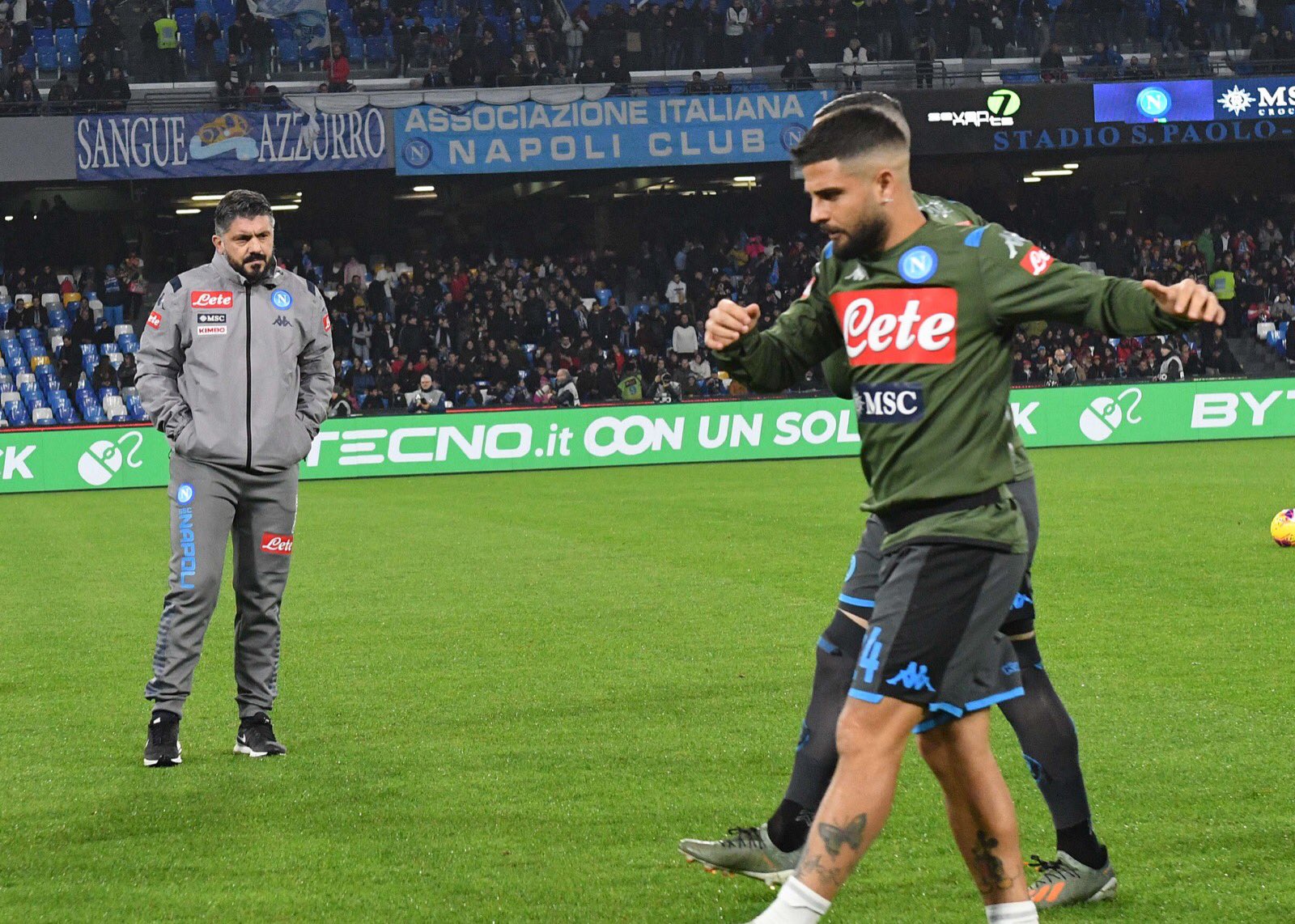 CorSport: atmosfera surreale al San Paolo. Contestazione delle curve, silenzio e fischi CorSport: atmosfera surreale al San Paolo. Contestazione delle curve, silenzio e fischi