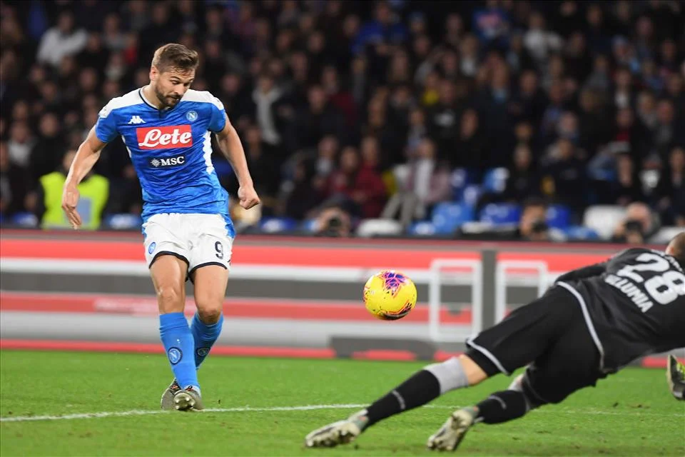 scambio politano-llorente