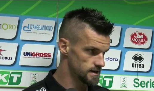 maggio rescinde