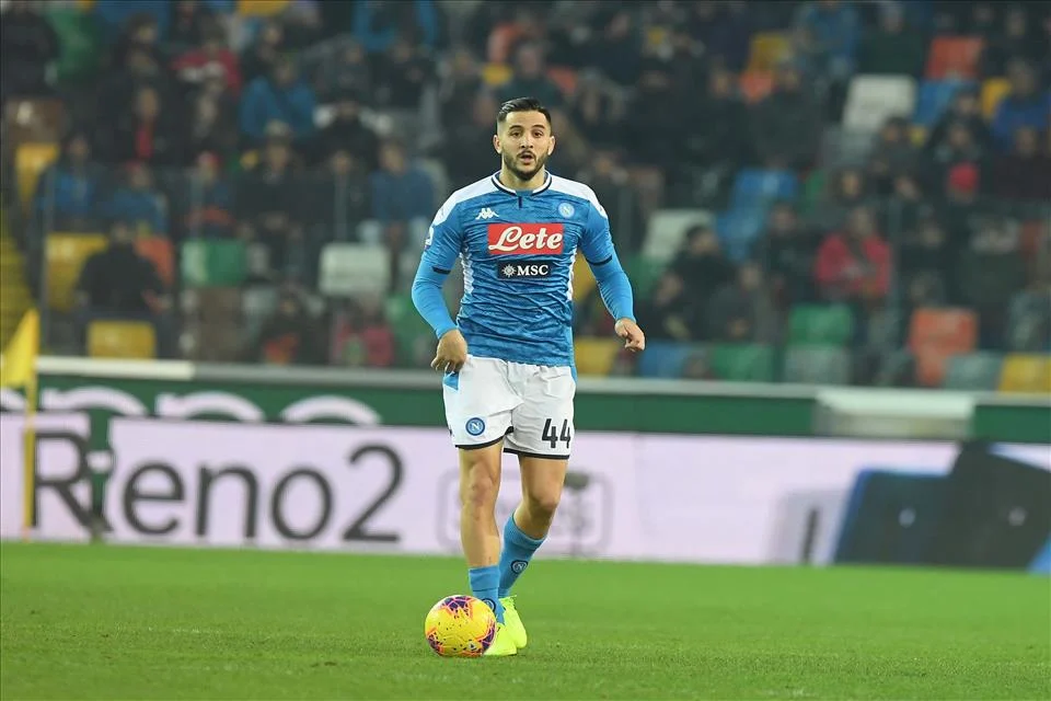 manolas