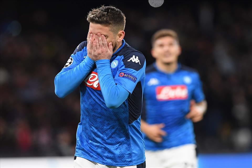 CorSport: Napoli-Inter, Mertens rischia il forfait CorSport: Napoli-Inter, Mertens rischia il forfait