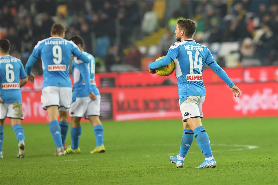 Sky: offerta del Borussia per Mertens (ma lui aspetta il Napoli)