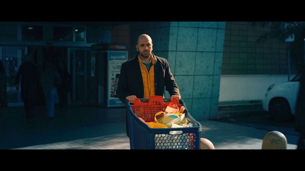 Cazzullo: il film di Zalone può cambiare il sentimento dell’italiano medio verso i migranti Cazzullo: il film di Zalone può cambiare il sentimento dell’italiano medio verso i migranti