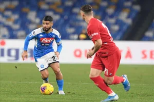 il Vietnam del Napoli, tra ammutinati e multe