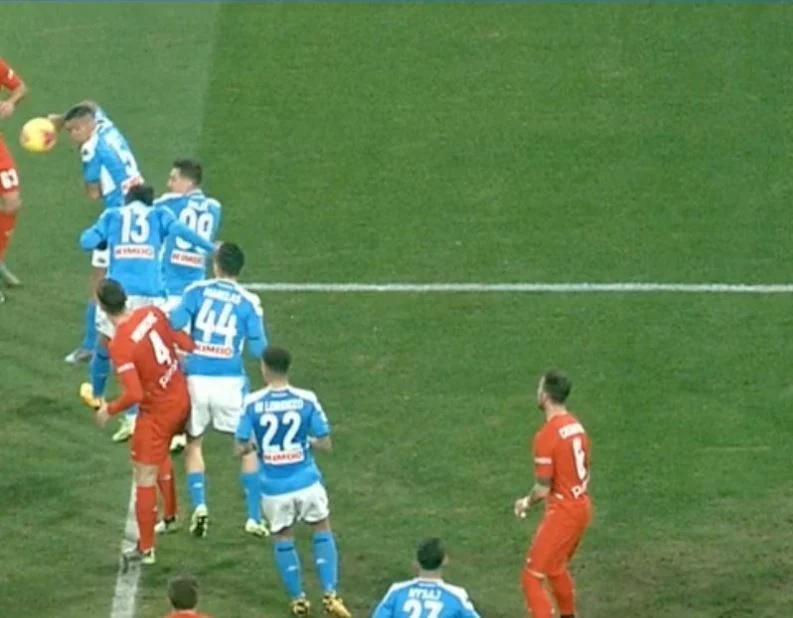 il fallo di mano di allan