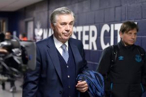 Le prime grane inglesi di Ancelotti: i tifosi contestano i giocatori dell’Everton item-thumbnail