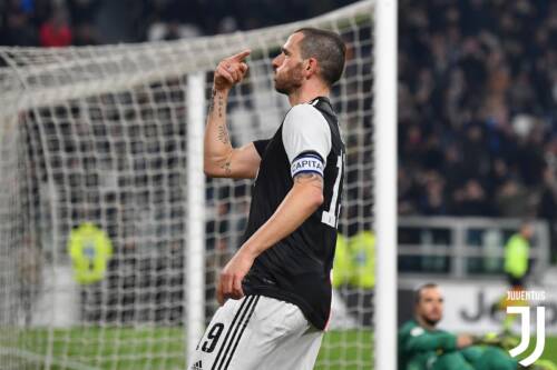 Bonucci: “Pirlo somiglia molto più ad Allegri che a Sarri. Trasmette serenità e tranquillità”