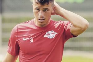 Demme: “Mi hanno detto che a due anni e mezzo ero già capace di stoppare di petto” item-thumbnail