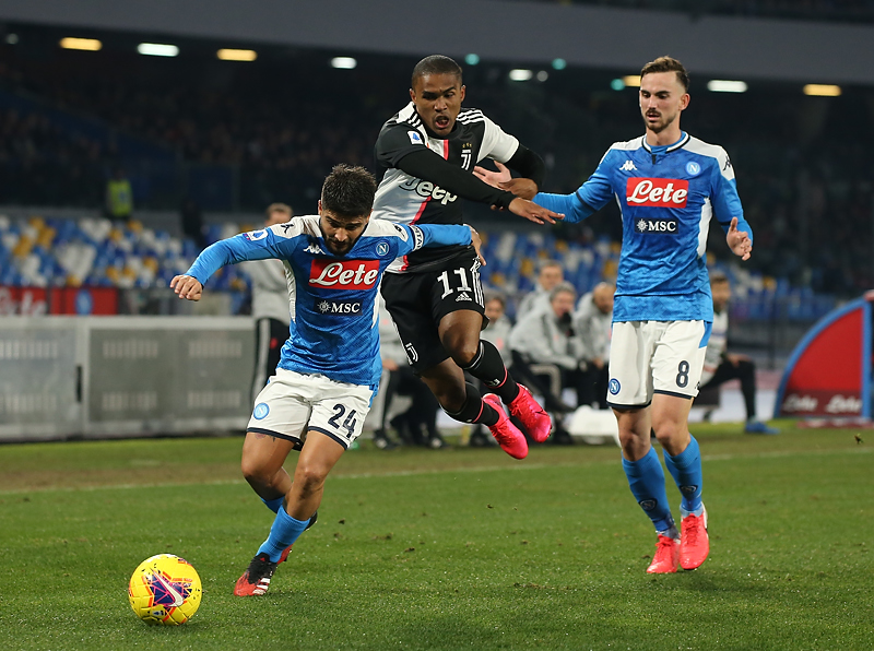 Sconcerti: l’abbandono del maxi-ritiro è la prima vittoria dell'”azienda” calciatori Sconcerti: l’abbandono del maxi-ritiro è la prima vittoria dell'”azienda” calciatori