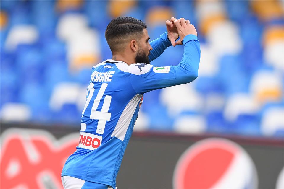 Insigne e Petagna lanciano le donazioni per gli ospedali impegnati nella lotta al coronavirus Insigne e Petagna lanciano le donazioni per gli ospedali impegnati nella lotta al coronavirus