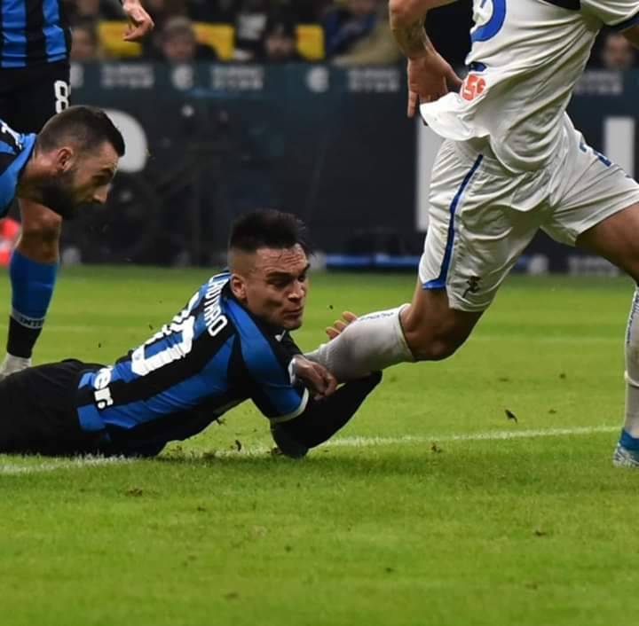 Afbeeldingsresultaat voor juventus inter coppa italia lautaro toloi rigore