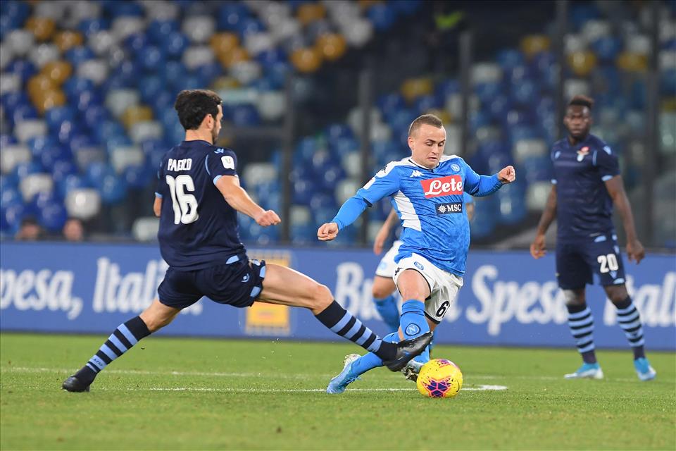 Sky: Gattuso pensa a Lobotka al posto di Fabian. Probabile Di Lorenzo al centro Sky: Gattuso pensa a Lobotka al posto di Fabian. Probabile Di Lorenzo al centro