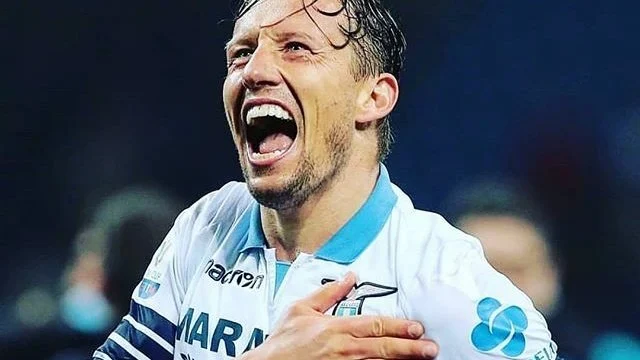 lucas leiva