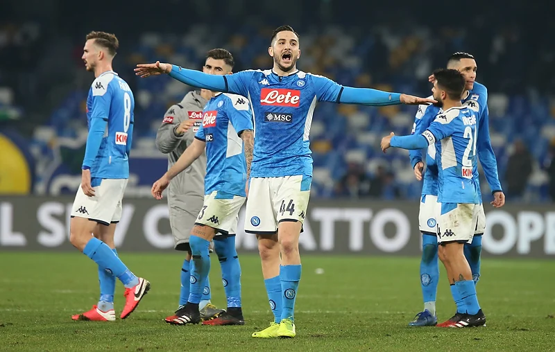 manolas