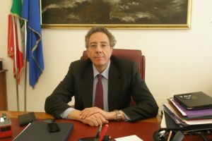 Il prefetto di Napoli: «Ora la responsabilità è nelle mani dei cittadini» item-thumbnail