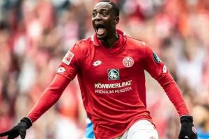 Il Mattino: primi contatti del Napoli col Mainz per Jean Philippe Mateta item-thumbnail