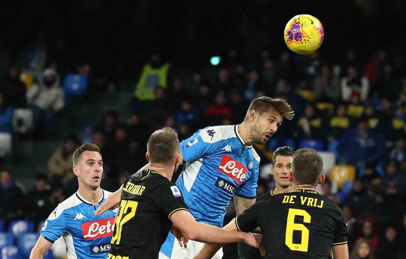 Napoli-Inter 1-3, pagelle / Nel neopopulismo del Napoli tutti i mali vengono a galla