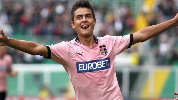 fuga dei calciatori della Jvuve