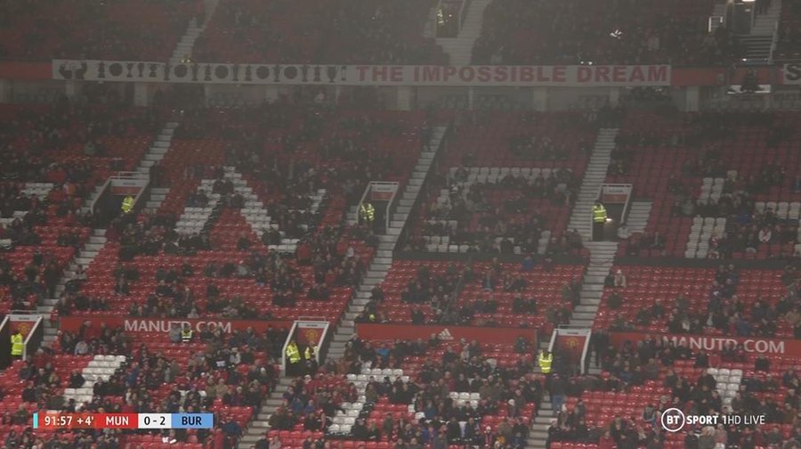 Il Manchester United in crisi, e Old Trafford augura la morte alla proprietà Il Manchester United in crisi, e Old Trafford augura la morte alla proprietà