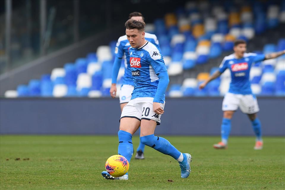 L’ex ds dell’Udinese: “Zielinski? Centrocampista completo e molto educato” L’ex ds dell’Udinese: “Zielinski? Centrocampista completo e molto educato”