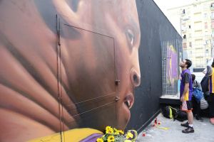 Le famiglie delle vittime dell’incidente di Kobe Bryant riceveranno 2,5 milioni di risarcimento item-thumbnail