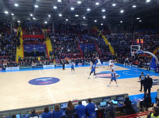 Napoli in festa per la Nazionale di basket: al PalaBarbuto l’Italia batte la Russia 83-64