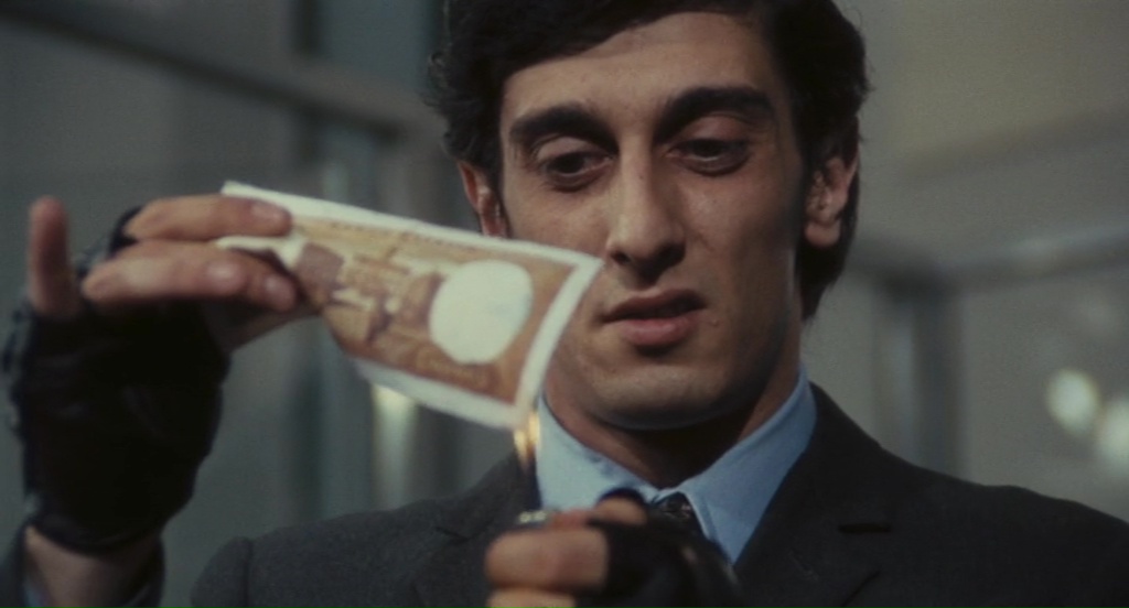 «Il moralismo un tanto al chilo con cui racconteranno Flavio Bucci “l’uomo dal talento in rovina”» «Il moralismo un tanto al chilo con cui racconteranno Flavio Bucci “l’uomo dal talento in rovina”»