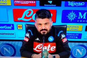 Giornale: il Napoli rosica per le sue colpe e per le sviste di Giua item-thumbnail