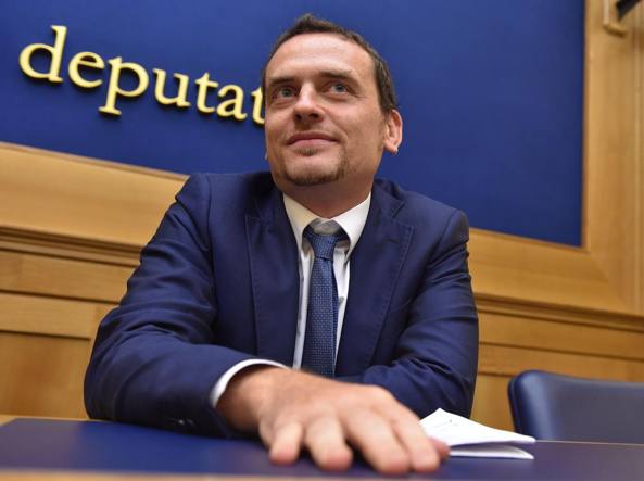 Il Mattino: Napoli-Barcellona, la partita sui prezzi si gioca in Parlamento Il Mattino: Napoli-Barcellona, la partita sui prezzi si gioca in Parlamento