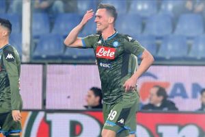 CorMez: Mertens a Milik, “Se segni alla prima palla toccata devi esultare toccandoti il naso” item-thumbnail