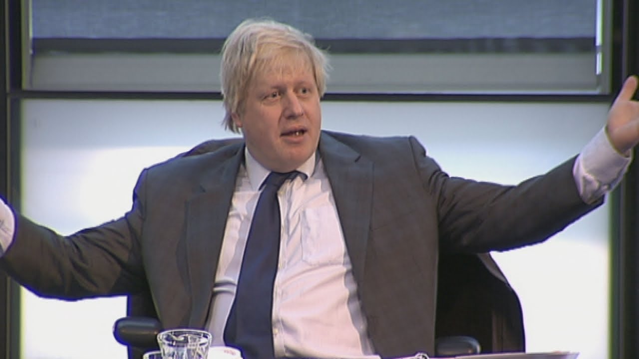 Altro che sintomi lievi, Boris Johnson in ospedale (ed è già scontro per la successione)