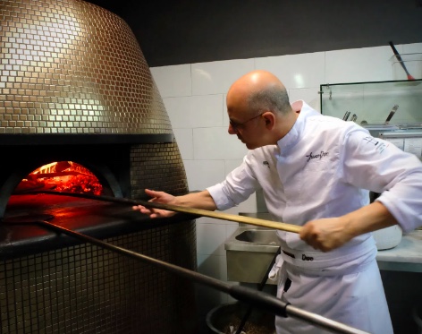 Cormezz: la pizzeria “Pepe in grani” non spegne i forni, cucina per i bisognosi