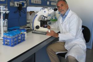 Remuzzi: «La partita del virus si decide sugli asintomatici. Non sono tutti uguali» item-thumbnail