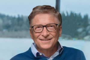 Bill Gates: «La gente non tornerà negli stadi fino a che ci sarà il rischio di morte» item-thumbnail