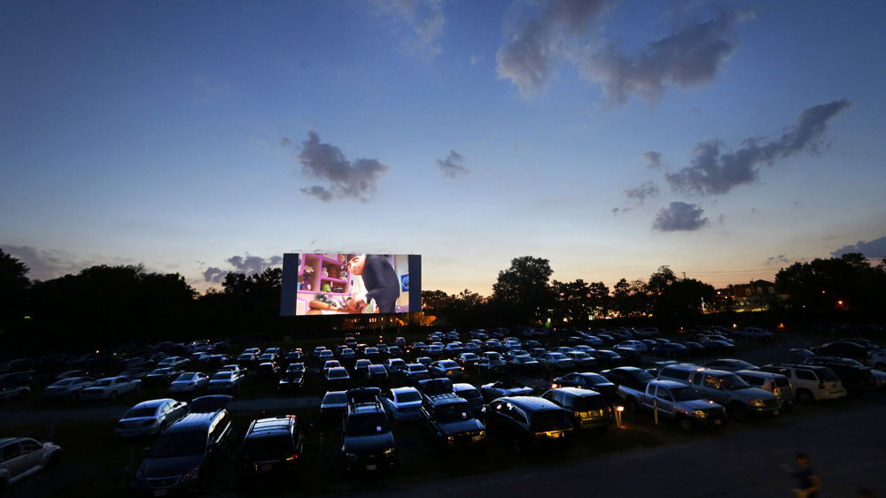 La Premier League sbarca al cinema: tre gare sul grande schermo La Premier League sbarca al cinema: tre gare sul grande schermo