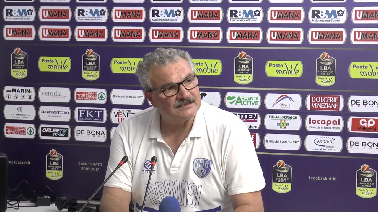 Meo Sacchetti: «Quanti calciatori vogliono tornare in campo? Non possono decidere i club» Meo Sacchetti: «Quanti calciatori vogliono tornare in campo? Non possono decidere i club»