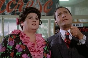 I due pesi e i due lanciafiamme di De Luca: il Napoli può allenarsi, i cinghialoni no item-thumbnail