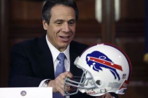 Cuomo: «Lo sport torni a New York. Voglio vedere i Buffalo Bills» item-thumbnail
