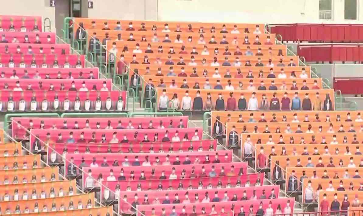 In Corea del Sud riparte il baseball, mascherine e manichini sugli spalti
