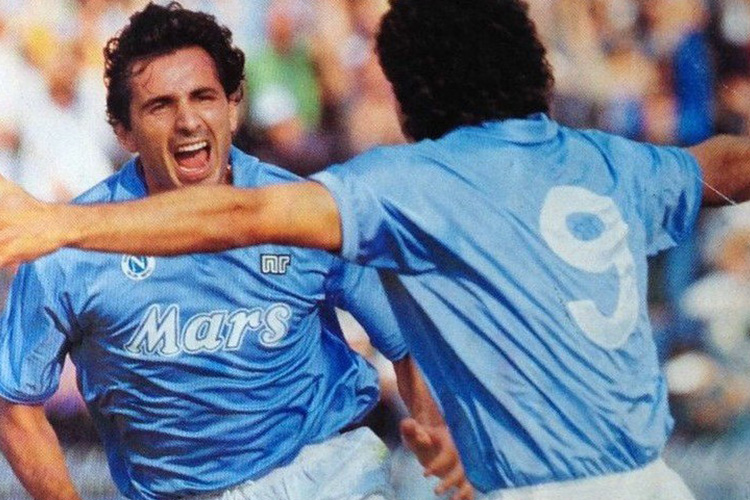 Carnevale: «Squalificato per doping, accusato di spaccio, ma resterò sempre quello che correva per Maradona» Carnevale: «Squalificato per doping, accusato di spaccio, ma resterò sempre quello che correva per Maradona»