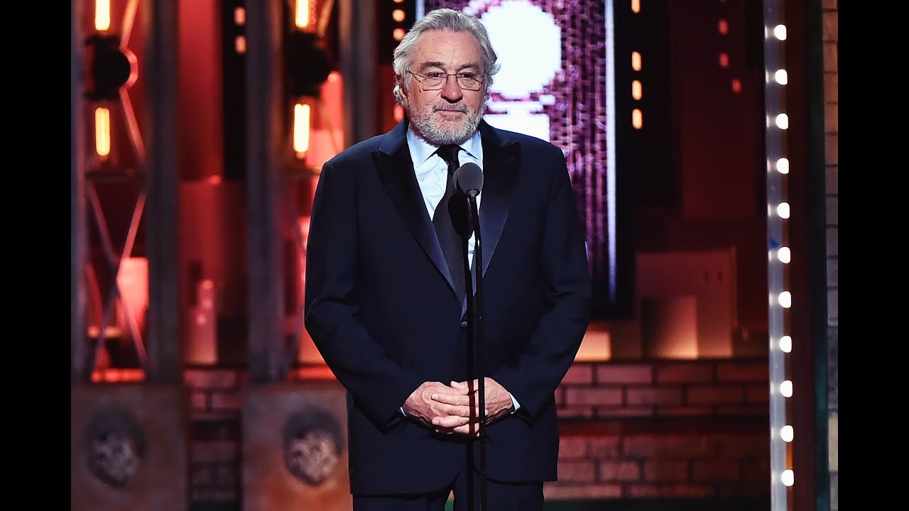 De Niro: «Trump è un gangster corrotto. Un’enorme vergogna per gli Stati Uniti»