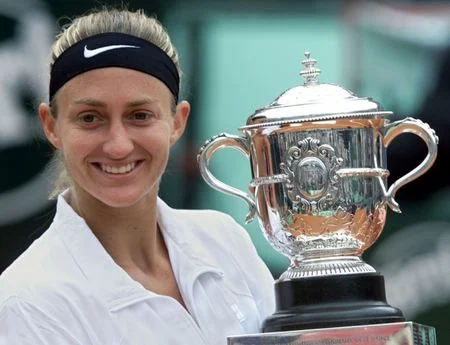Mary Pierce
