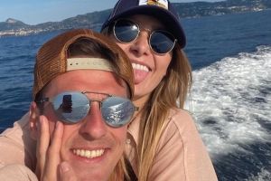 La fidanzata di Milik: “Vorrei sapere se resteremo a Napoli o ci trasferiremo” item-thumbnail