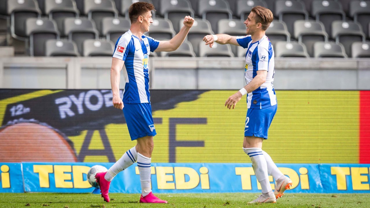 Il manager dell’Hertha Berlino: «Finora ho fatto 12 tamponi, ma ne vale la pena» Il manager dell’Hertha Berlino: «Finora ho fatto 12 tamponi, ma ne vale la pena»