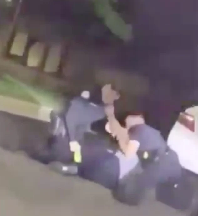 la polizia uccide un afroamericano