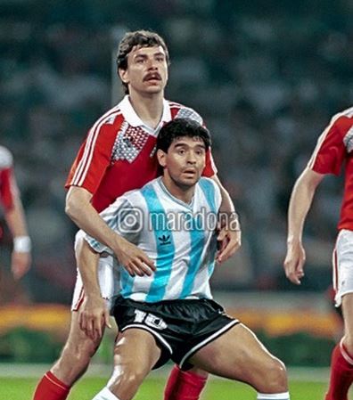 Maradona ricorda Argentina-Urss al San Paolo: “Avevamo il sostegno di tutti i napoletani”