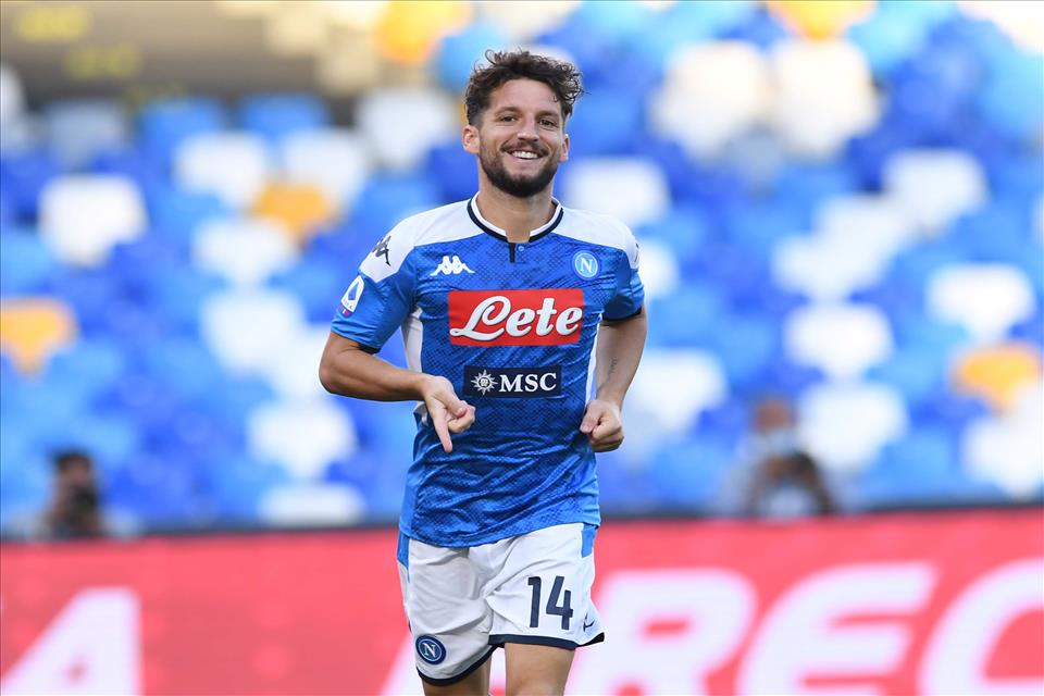 Sesto gol per Mertens al Ferraris, è lo stadio in cui ha segnato di più