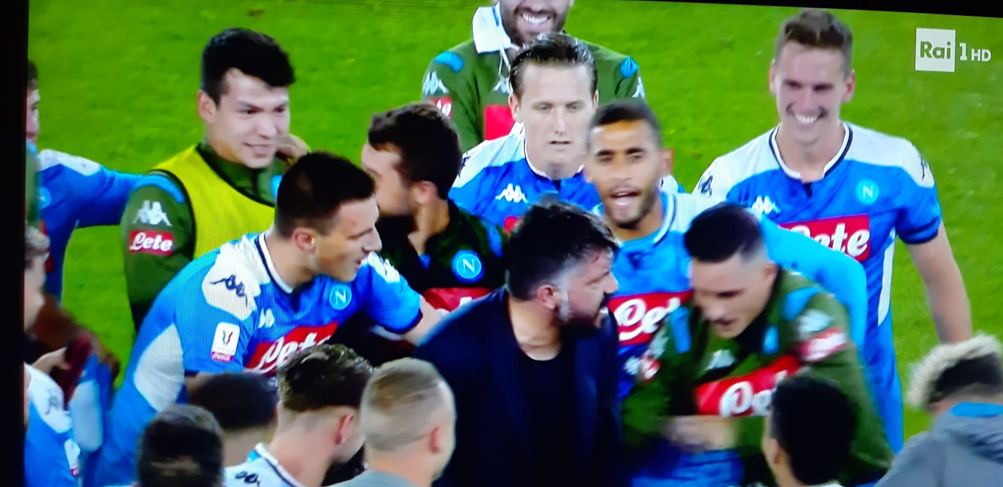 Il discorso di Gattuso alla squadra: “Sono fiero di voi, sono orgoglioso di allenarvi” Il discorso di Gattuso alla squadra: “Sono fiero di voi, sono orgoglioso di allenarvi”