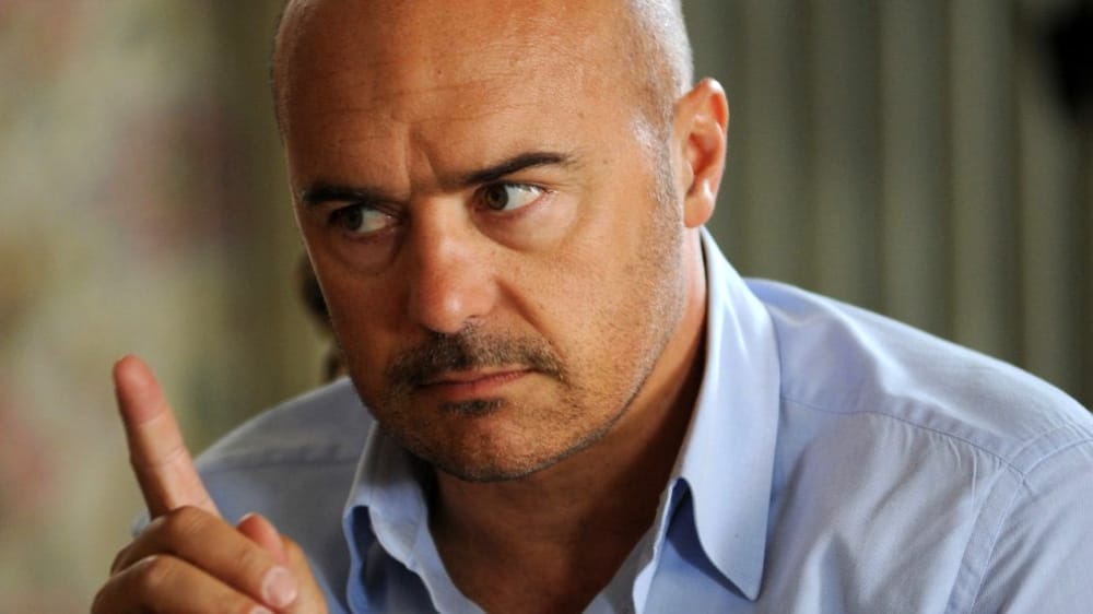 Dialogo tra Montalbano e Catarella sulle elezioni dei parlamentula