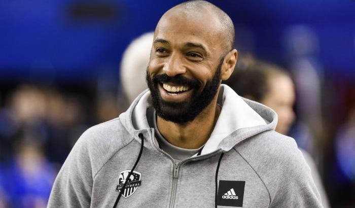 Thierry Henry, 8 minuti e 46 secondo in ginocchio contro il razzismo